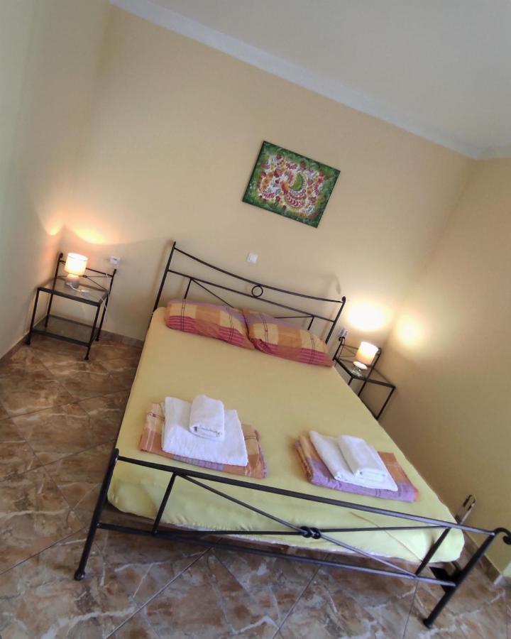 Apartments Barisic Hrvatskih Zrtava 404 Seget Vranjica Trogir Kültér fotó
