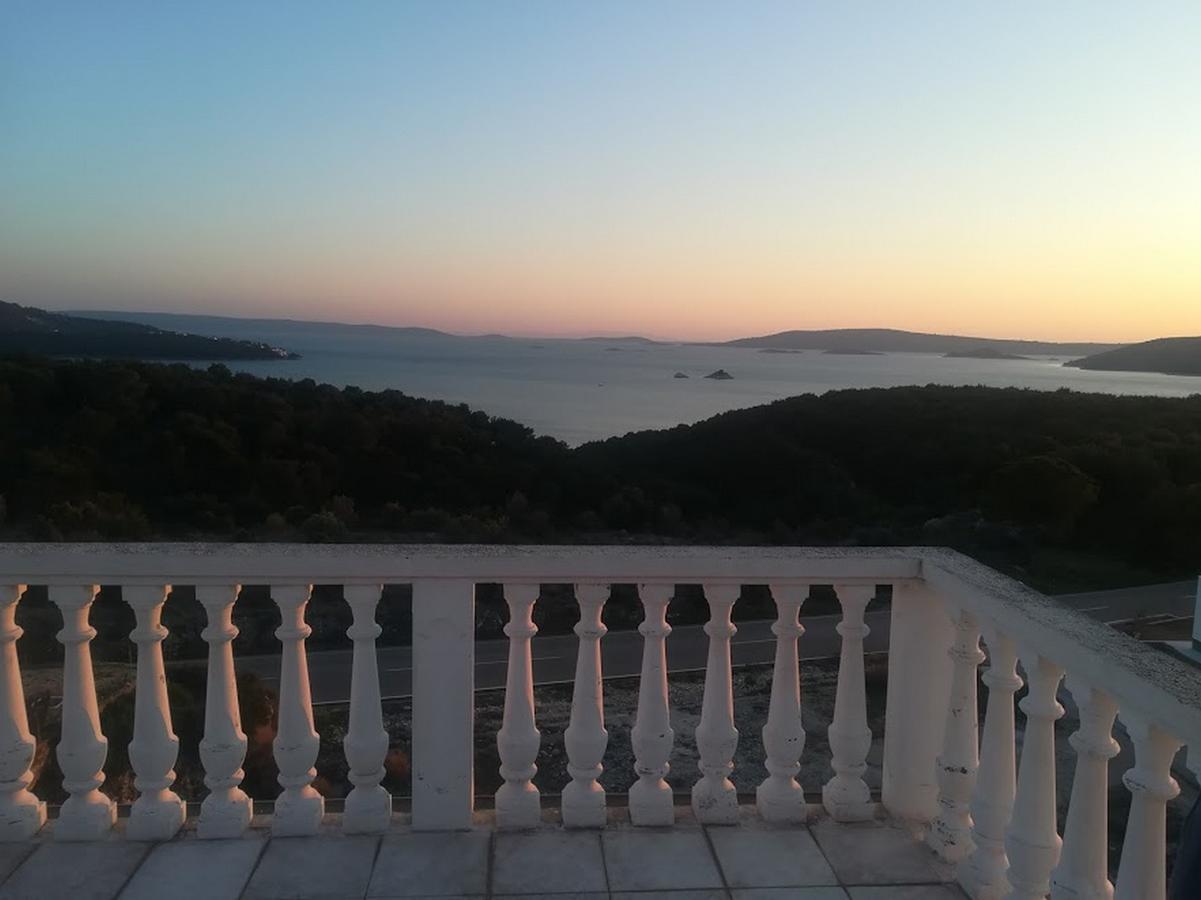 Apartments Barisic Hrvatskih Zrtava 404 Seget Vranjica Trogir Kültér fotó