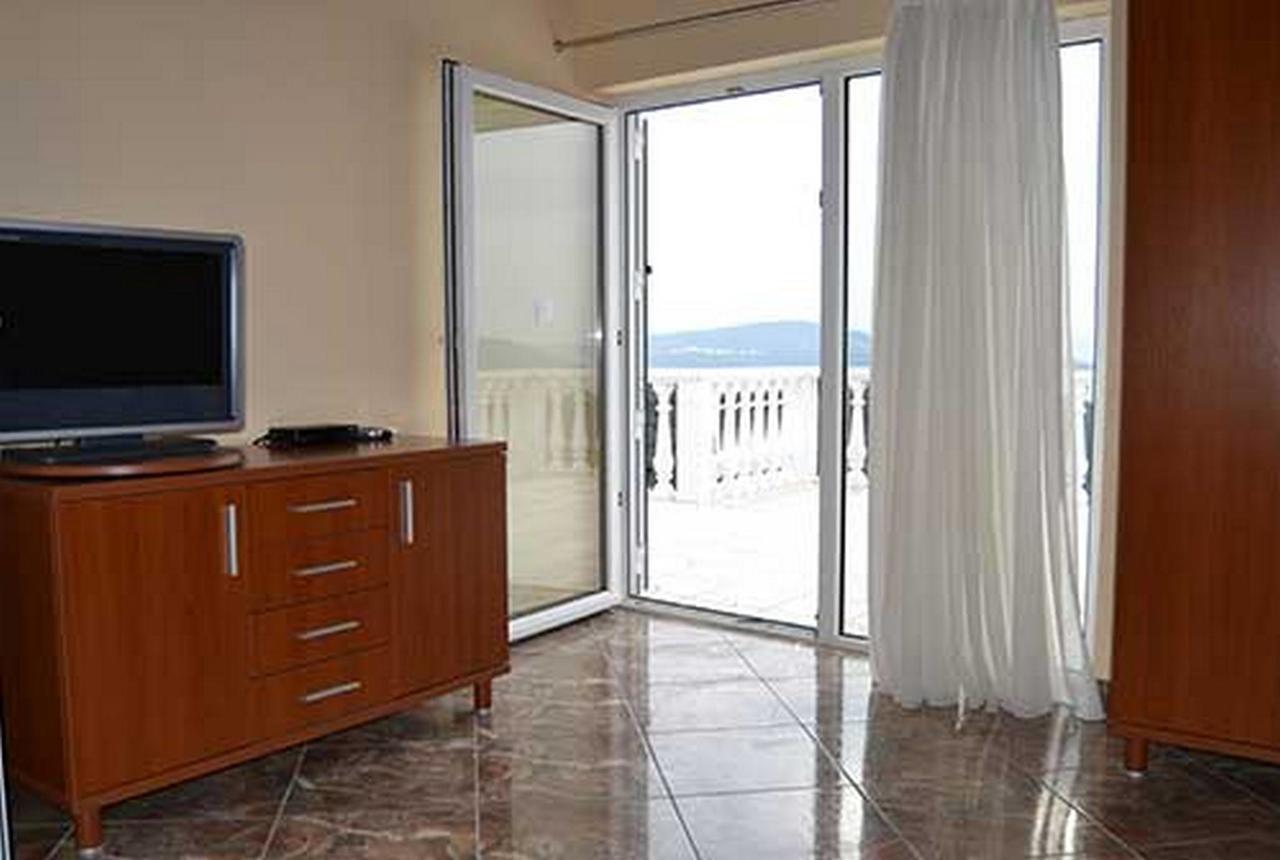 Apartments Barisic Hrvatskih Zrtava 404 Seget Vranjica Trogir Kültér fotó