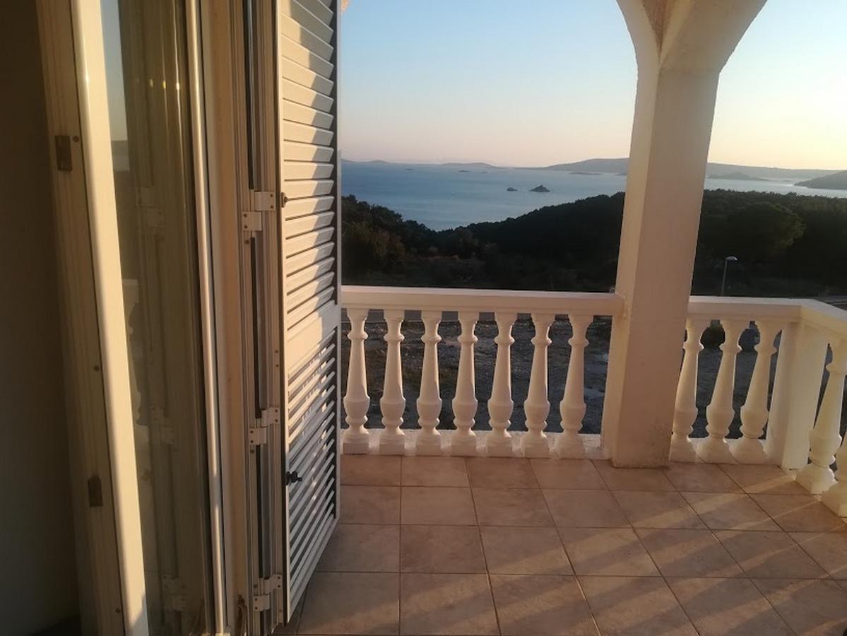 Apartments Barisic Hrvatskih Zrtava 404 Seget Vranjica Trogir Kültér fotó
