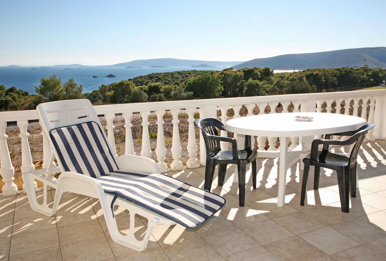 Apartments Barisic Hrvatskih Zrtava 404 Seget Vranjica Trogir Szoba fotó